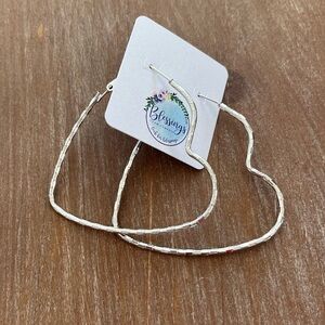 🏷️ Silver Tone Heart Hoop Earrings